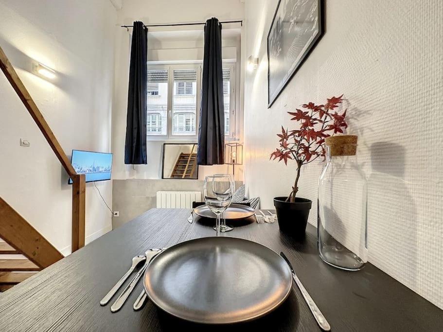 Cosy Appt Coeur De Lyon 1 Imbert公寓 外观 照片